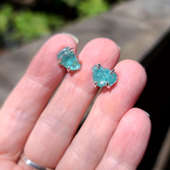 Apatite raw nugget studd sterling earrings - Picture 3 of 8
